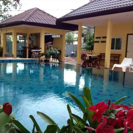 Pius Place Pattaya Eksteriør bilde