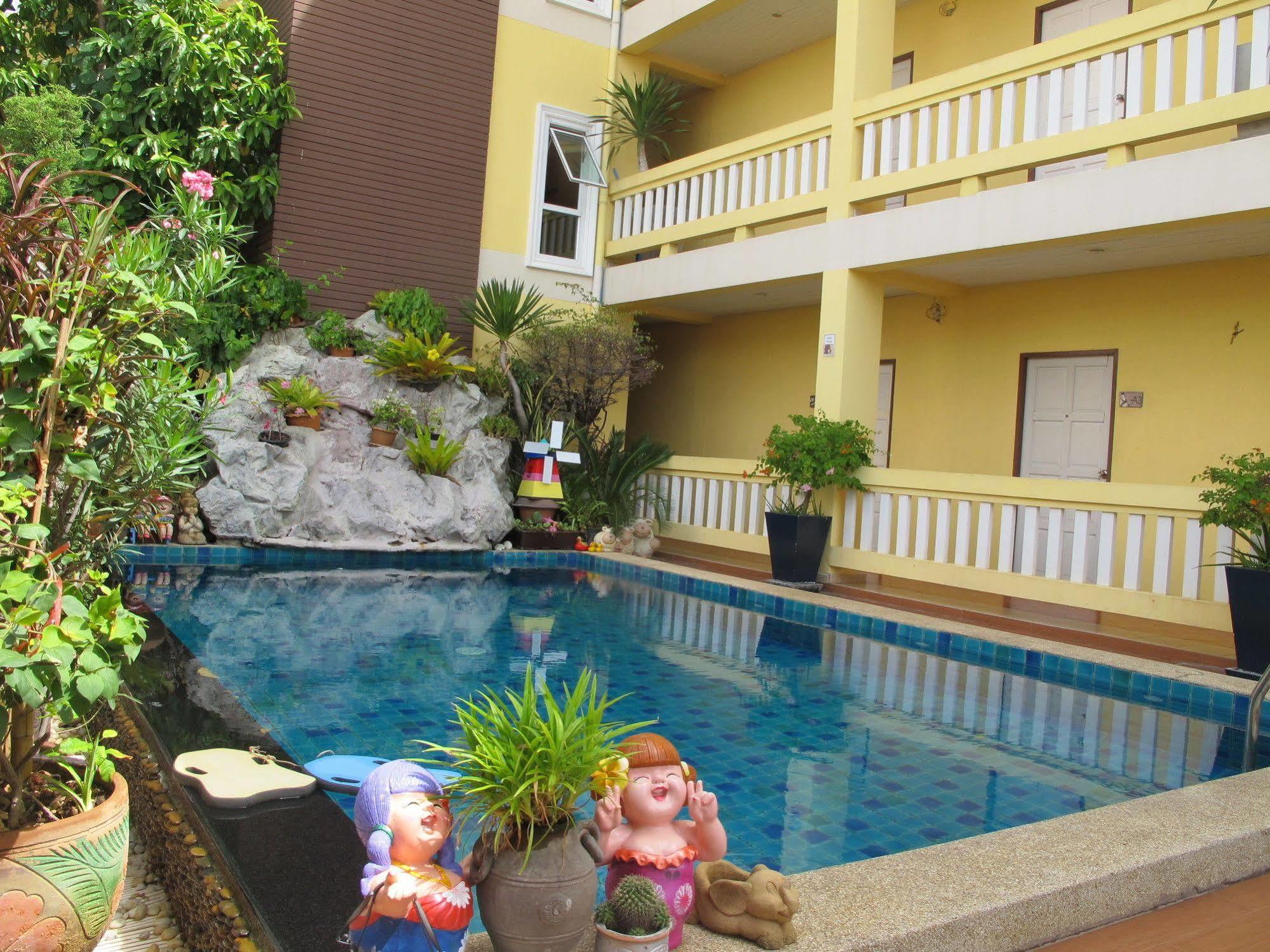 Pius Place Pattaya Eksteriør bilde